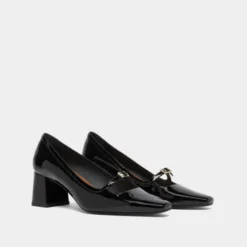 Babies à talons