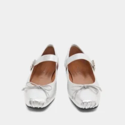Ballerines à brides