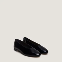 Ballerines à petits talons et bouts ronds