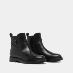 Boots à boucles