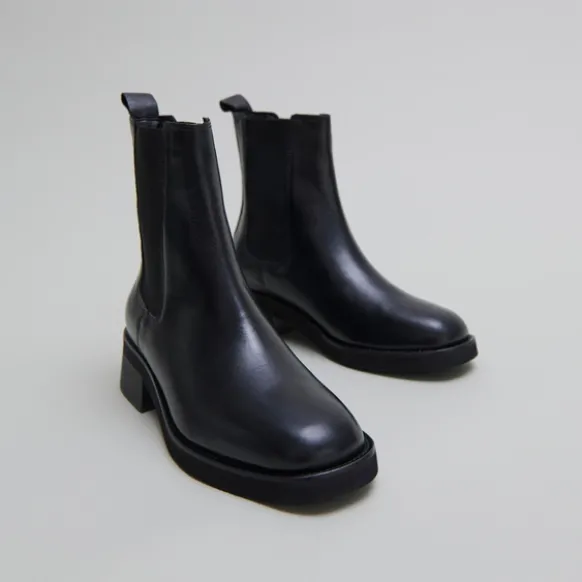 Boots à bouts arrondis et élastiques