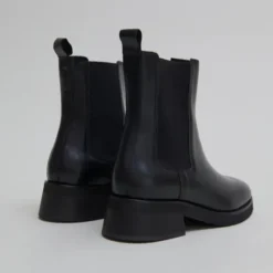 Boots à bouts arrondis et élastiques