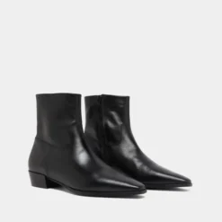 Boots à bouts pointus