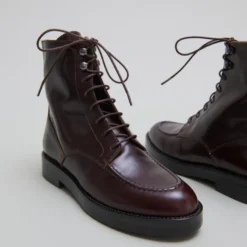 Boots à lacets