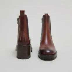 Boots à larges élastiques