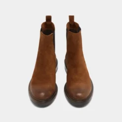 Boots à élastiques et semelles crantées