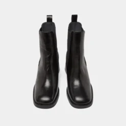 Boots à élastiques et talons épais