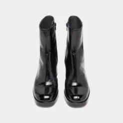 Boots à plateformes et bouts carrés