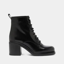 Boots à talons et à lacets