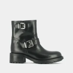Boots à talons, semelles crantées et détails boucles argentées