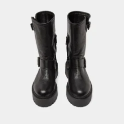 Bottes avec boucles