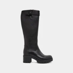 Bottes à semelles crantées et boucles