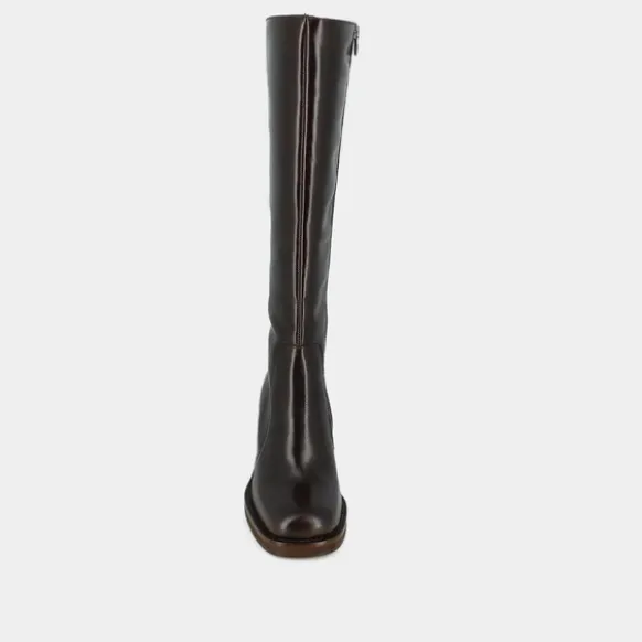 Bottes à talons débordants