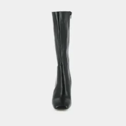 Bottes à talons et bouts carrés