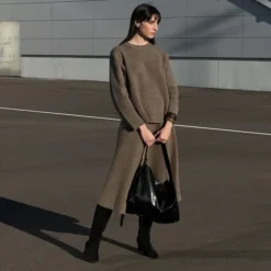 Bottes à talons et bouts pointus