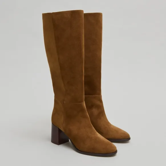 Bottes à talons et bouts ronds