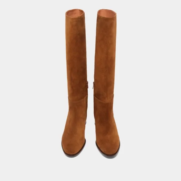 Bottes à talons et bouts ronds