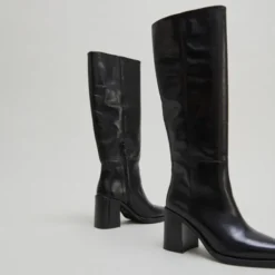 Bottes à talons lamellés