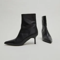 Bottines à bouts pointus
