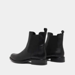 Bottines à bouts ronds
