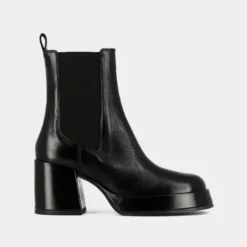 Bottines à plateformes et bouts carrés