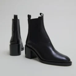 Bottines à talons et élastiques