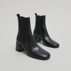 Bottines à talons et élastiques
