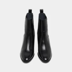 Bottines à talons et élastiques