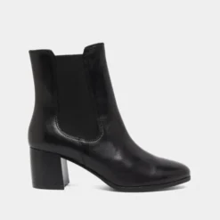 Bottines à talons et élastiques