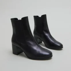 Bottines à talons et élastiques