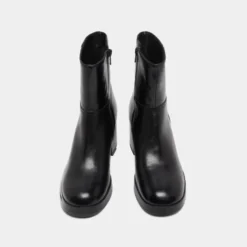 Bottines à talons flare
