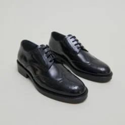 Derbies à lacets