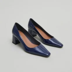 Escarpins à talons recouverts