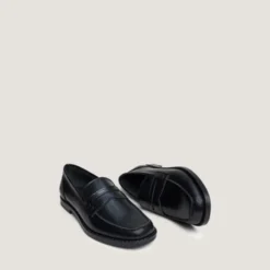 Mocassins à bouts carrés