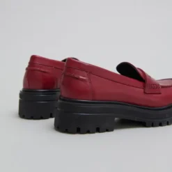Mocassins à semelles crantées