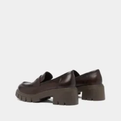 Mocassins à semelles crantées
