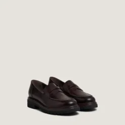 Mocassins à semelles crantées