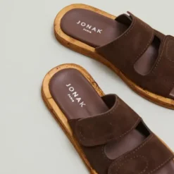 Mules à deux lanières
