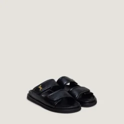 Mules à monogrammes