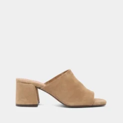 Mules à talons et bouts ouverts