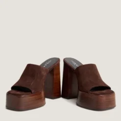 Mules à talons et bouts ouverts