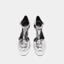 Salomés à talons et plateformes