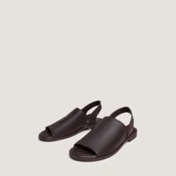 Sandales à élastiques