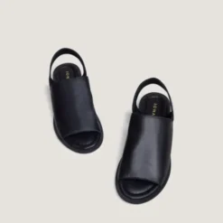 Sandales à élastiques